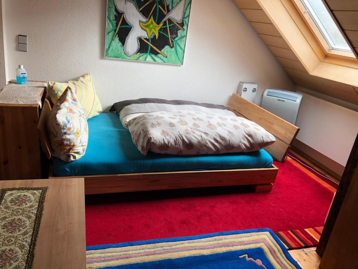 Doppelzimmer Dachgeschoss, Schnelles Wlan, Arbeitsplatz Und Garten Winningen Εξωτερικό φωτογραφία